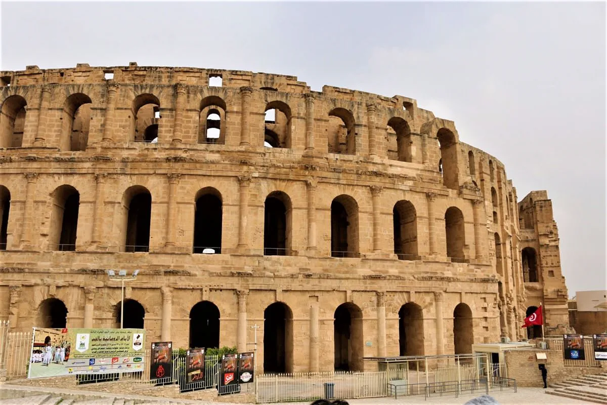 Exterior Anfiteatro Ruta Túnez